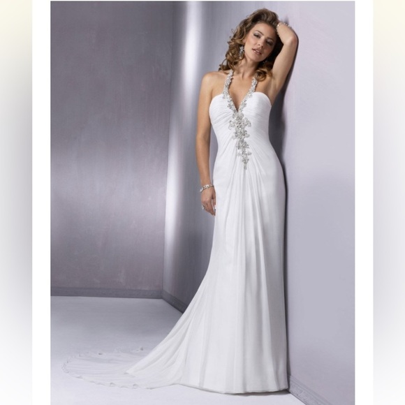 Maggie Sottero Reese wedding dress - Picture 8 of 16